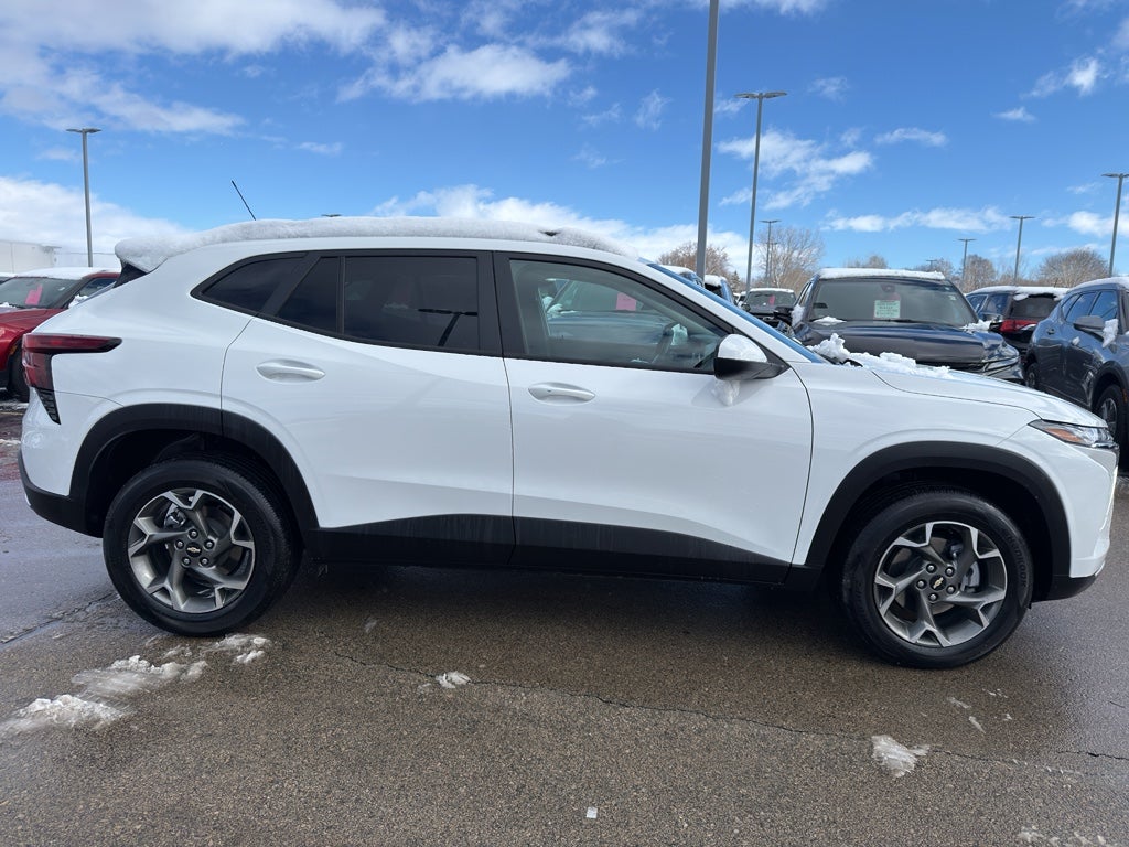 2025 Chevrolet Trax FWD 4dr LT