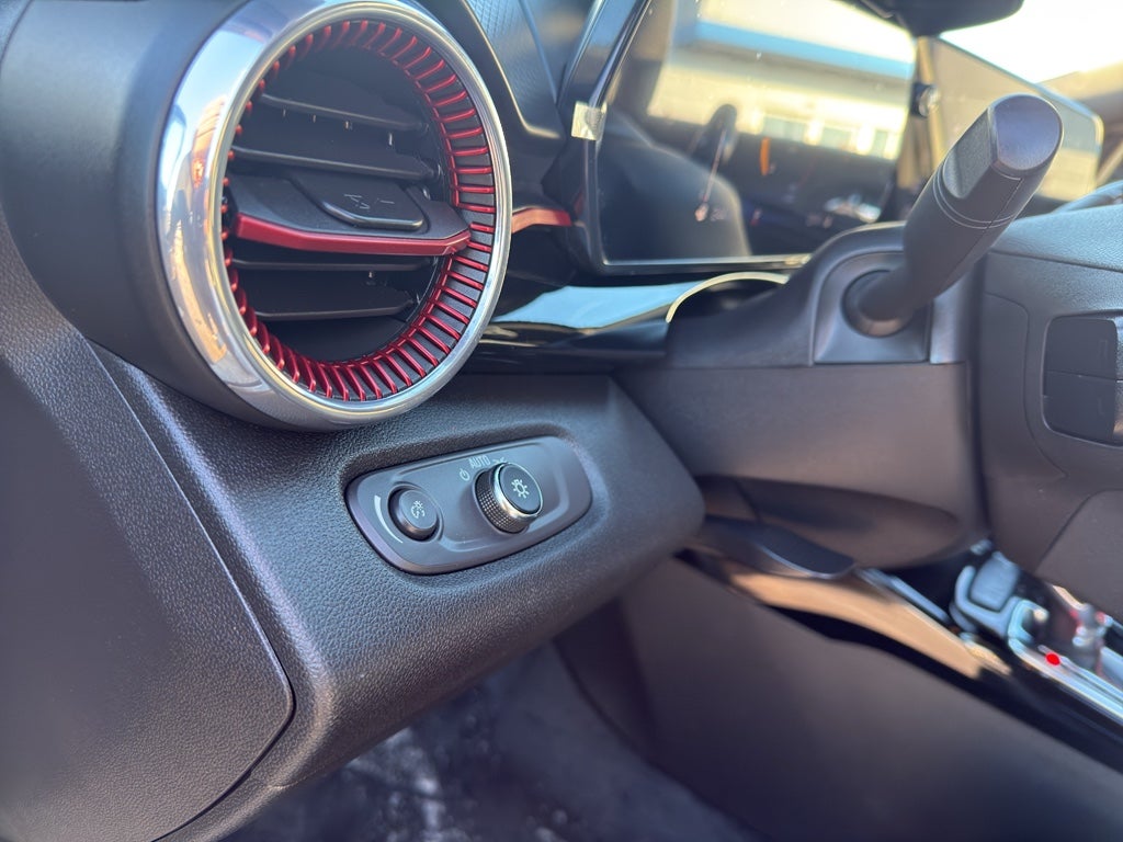 2024 Chevrolet Trax FWD 4dr 2RS