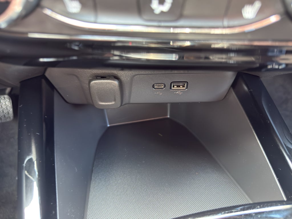 2025 Chevrolet Trax FWD 4dr 2RS