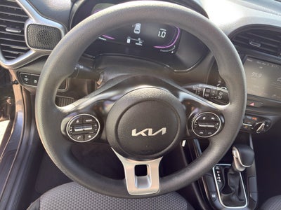 2024 Kia Soul LX IVT