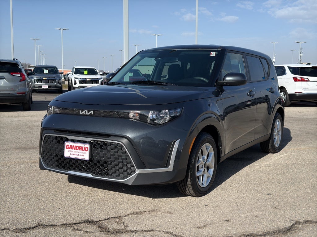 2024 Kia Soul LX IVT