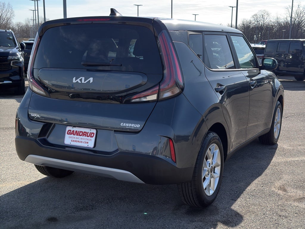 2024 Kia Soul LX IVT
