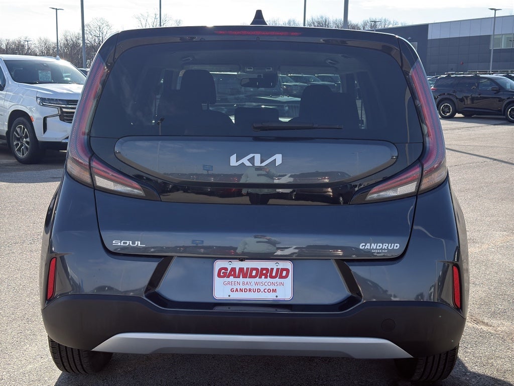 2024 Kia Soul LX IVT
