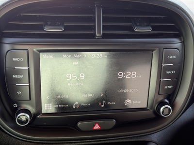 2024 Kia Soul LX IVT