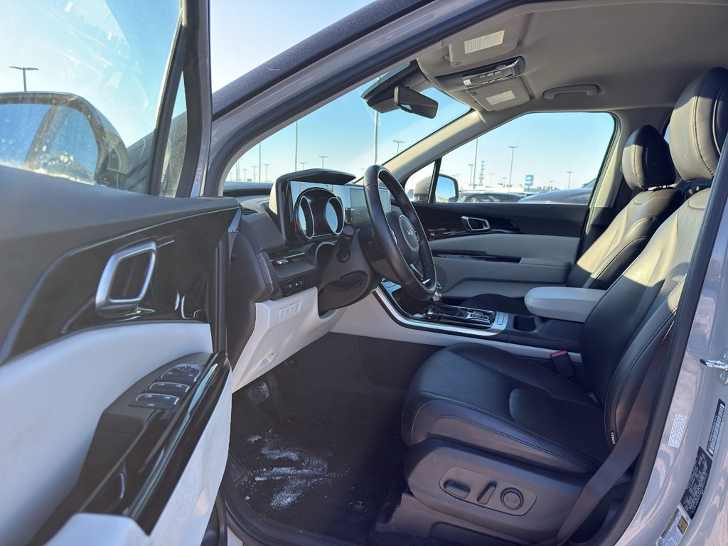 2024 Kia Carnival EX FWD