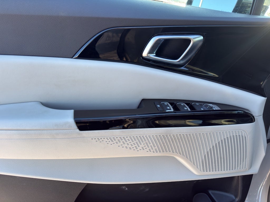 2024 Kia Carnival EX FWD