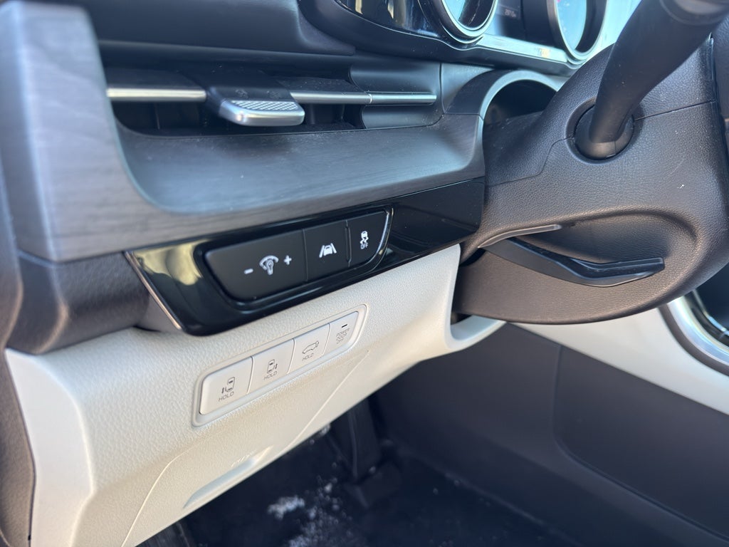 2024 Kia Carnival EX FWD