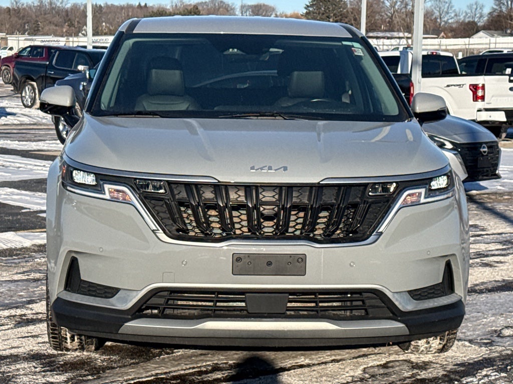 2024 Kia Carnival EX FWD