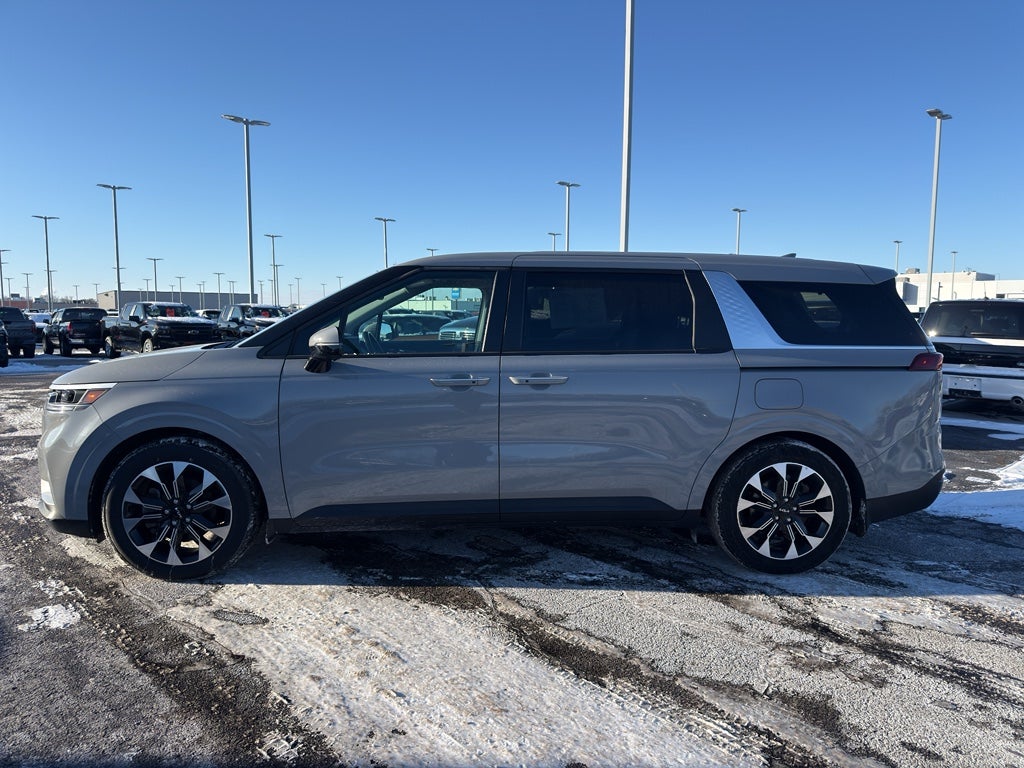 2024 Kia Carnival EX FWD