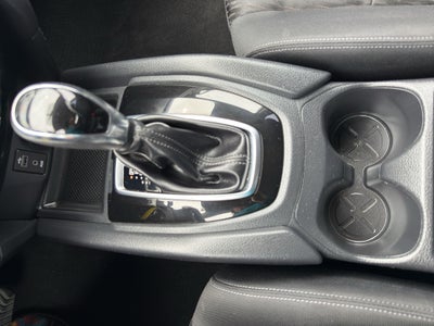 2017 Nissan Rogue FWD S