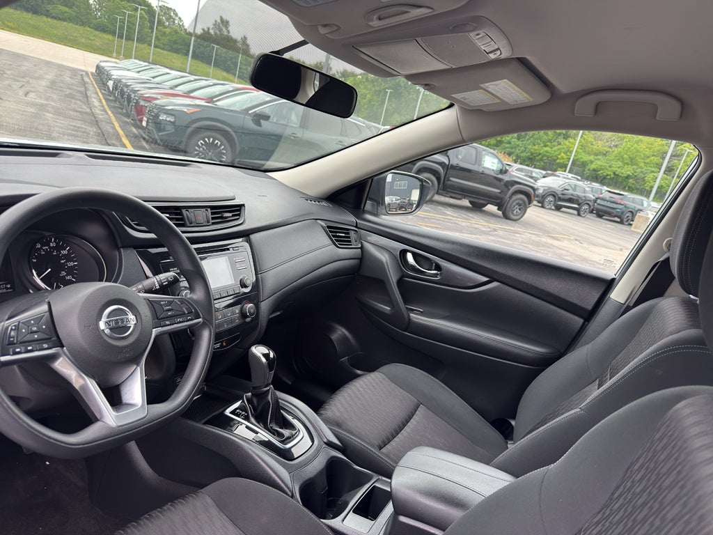 2017 Nissan Rogue FWD S