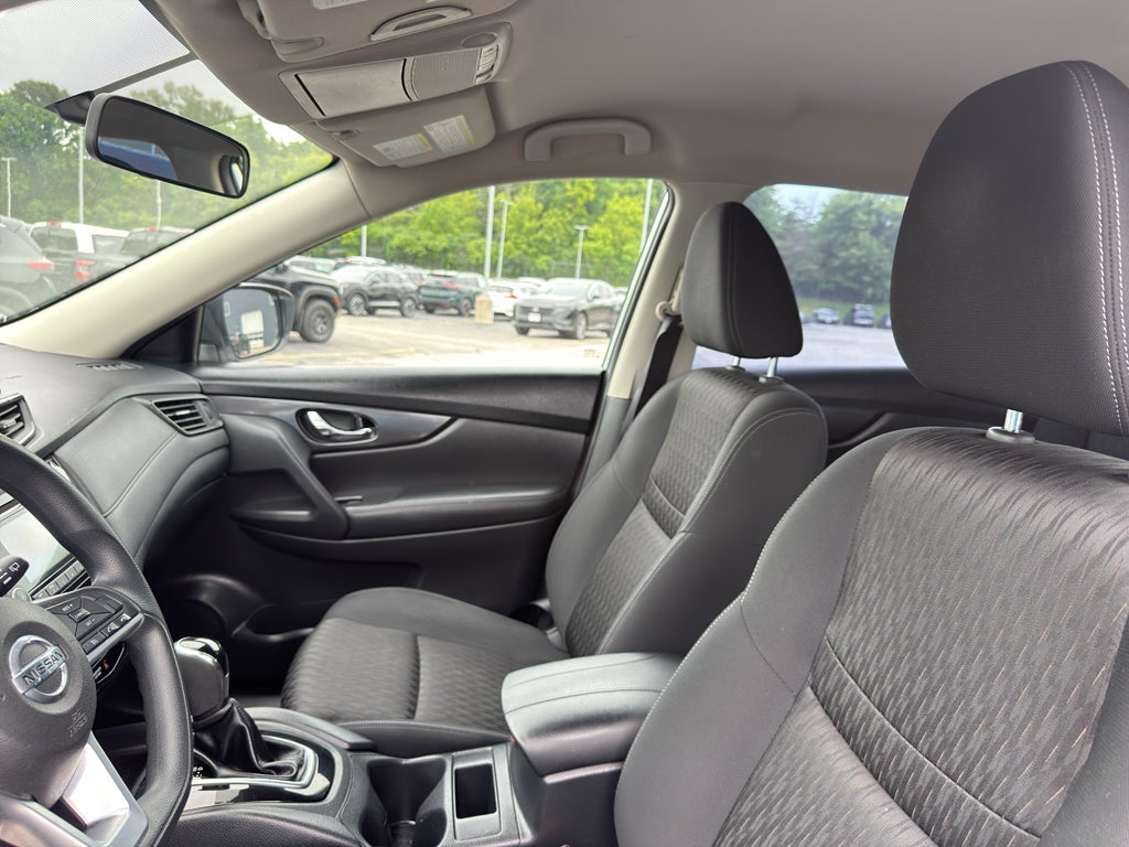 2017 Nissan Rogue FWD S