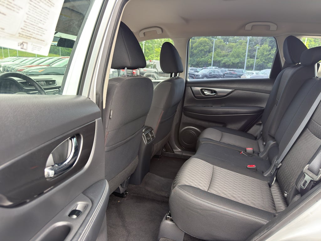 2017 Nissan Rogue FWD S