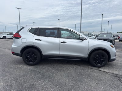 2017 Nissan Rogue FWD S