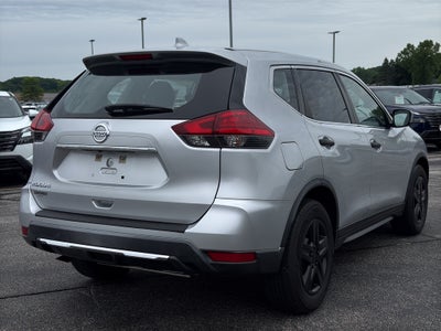 2017 Nissan Rogue FWD S