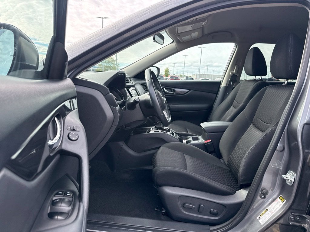 2018 Nissan Rogue AWD SV