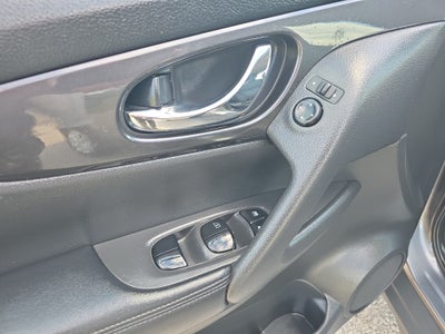2018 Nissan Rogue AWD S
