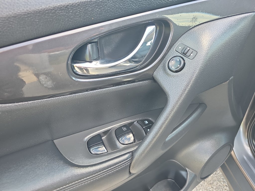 2018 Nissan Rogue AWD S