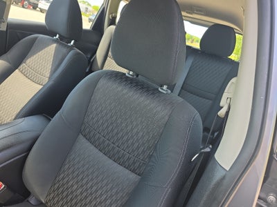 2018 Nissan Rogue AWD S
