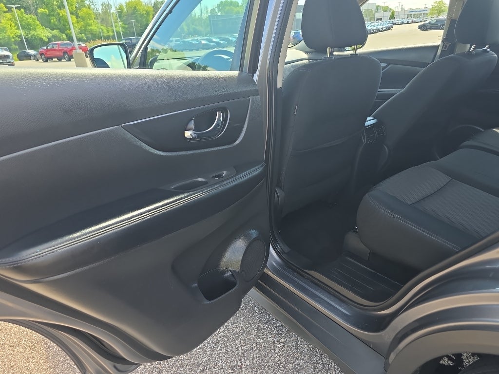 2018 Nissan Rogue AWD S