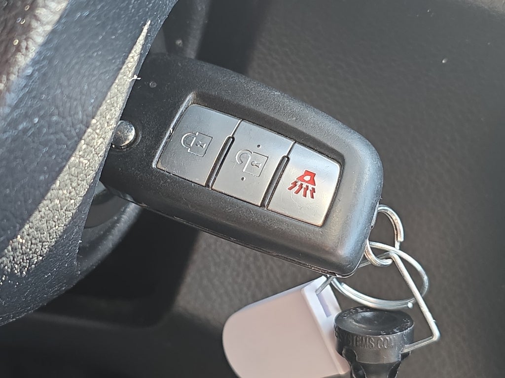 2018 Nissan Rogue AWD S