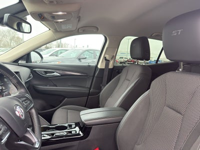 2023 Buick Envision AWD 4dr Preferred