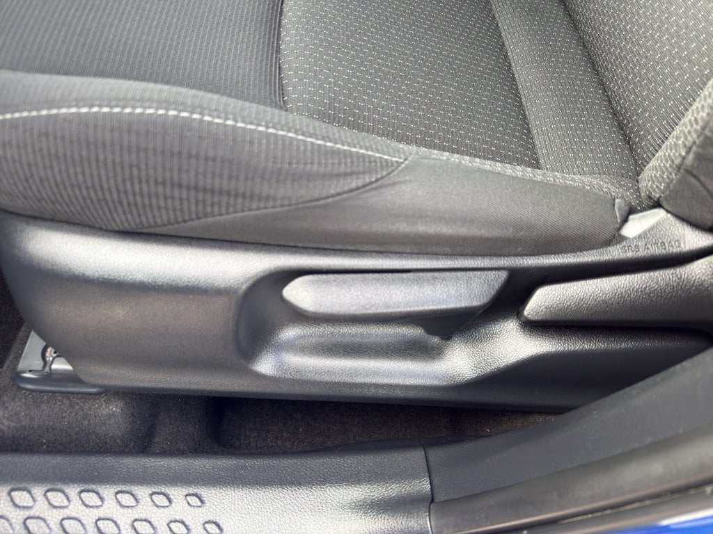 2018 Toyota C-HR XLE FWD (Natl)