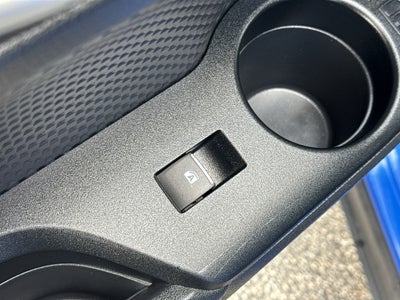 2018 Toyota C-HR XLE FWD (Natl)