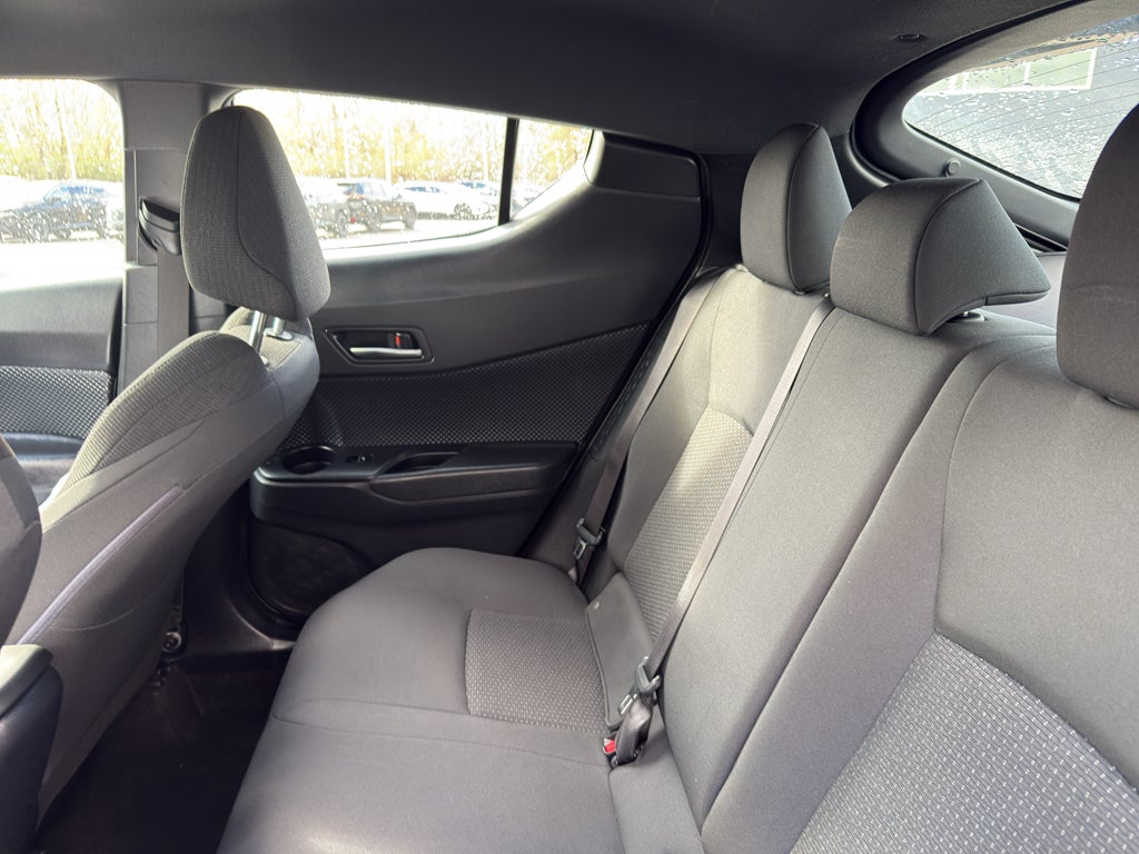 2018 Toyota C-HR XLE FWD (Natl)