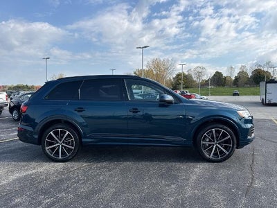 2022 Audi Q7 Premium Plus 55 TFSI quattro