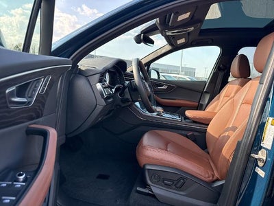 2022 Audi Q7 Premium Plus 55 TFSI quattro
