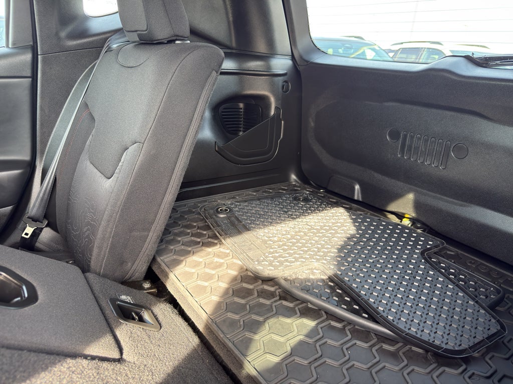 2022 Jeep Renegade Trailhawk 4x4
